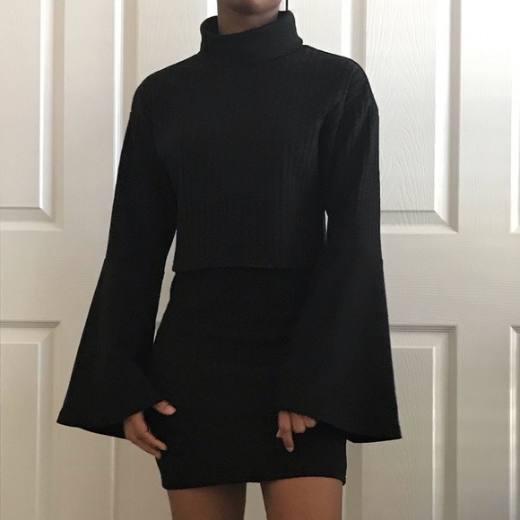 Set - Picture 2 of 3